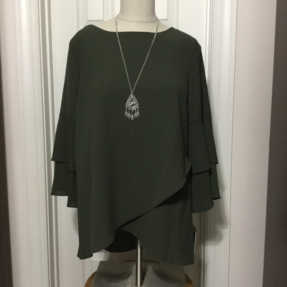 Apt. 9 olive green bell sleeve top with necklace